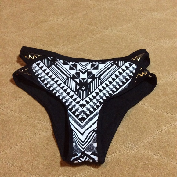 Ashley Graham X Swimsuits For All Other - Ashley Graham X S4A NWOT Roaring Swim Bottom, 4